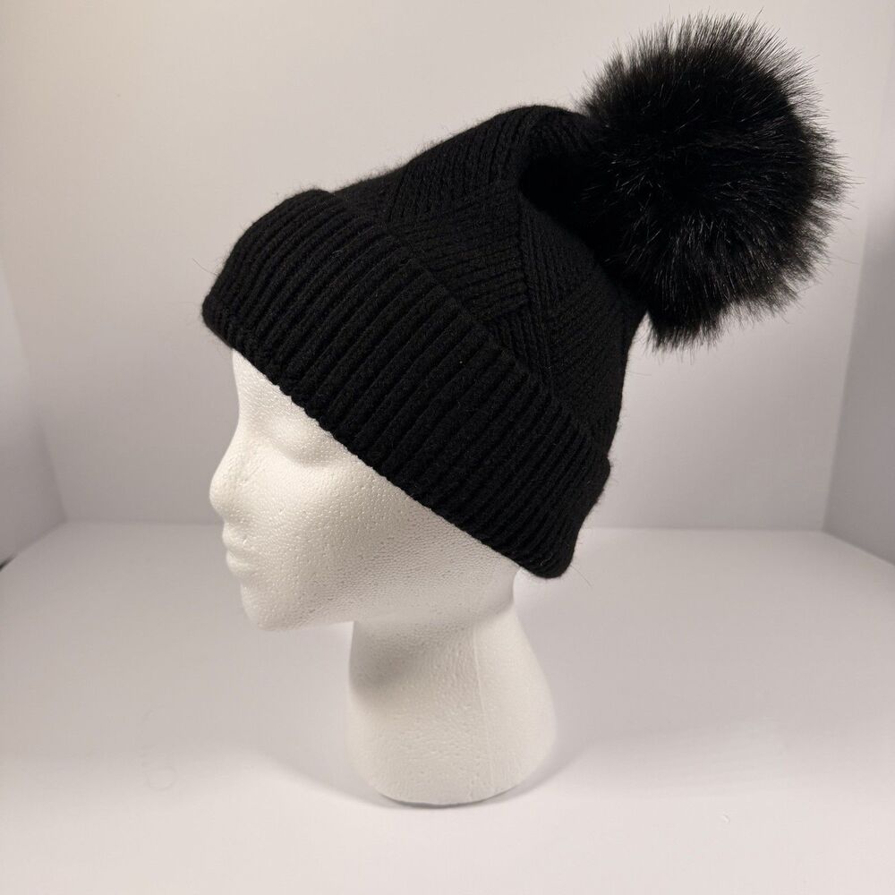Norla Canada Black Alpaca Wool Blend Cable Knit Pom Pom Beanie Hat